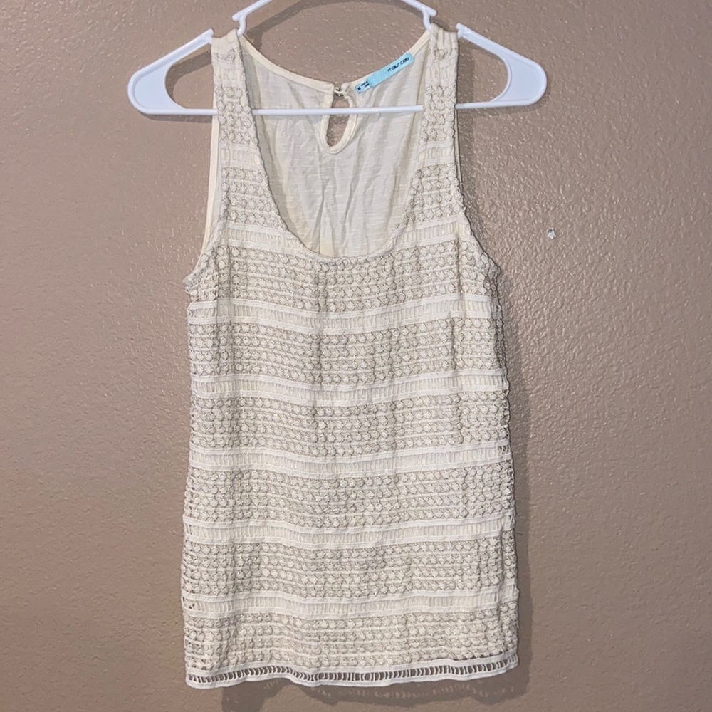 Maurice’s tank top